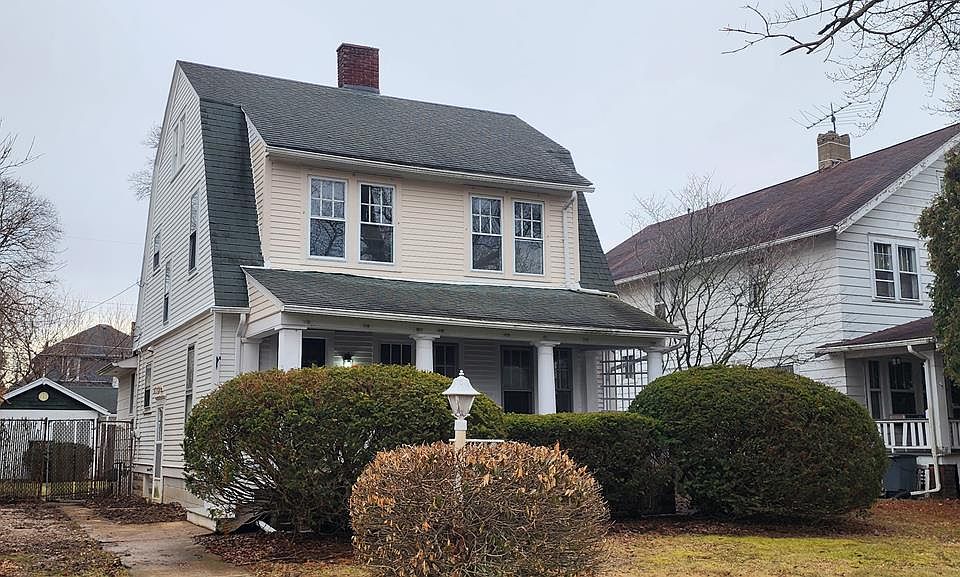 1st image of 139 Glenwood Blvd