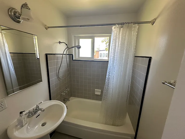 1648 Lee Dr — Photo 8