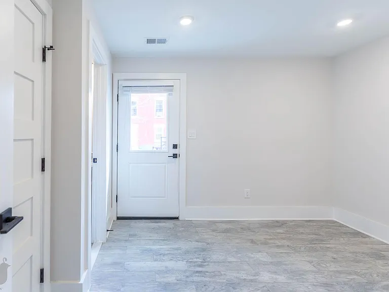 3001 11th St NW #1 — Photo 12