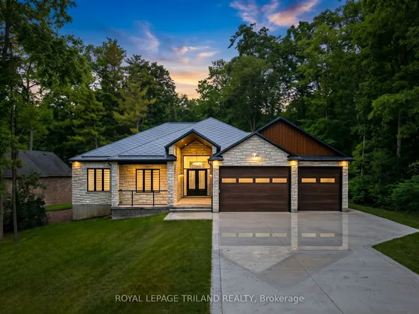 10175 Merrywood Dr, Grand Bend, ON N0M 1T0