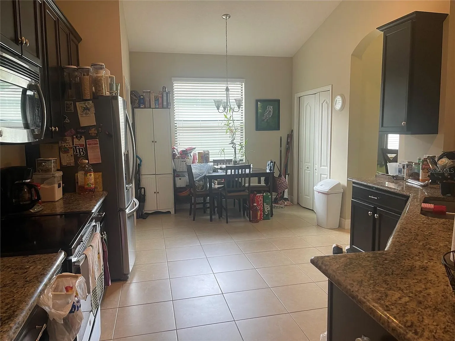 4 bed, 3.0 bath, 1959 sqft, $2,895 — Photo 3