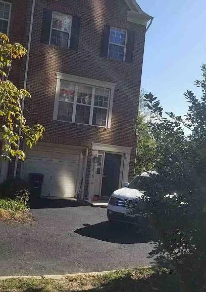 1415 N Scott St #1 — Photo 6
