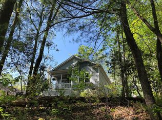99 Briarwood Ln, Hendersonville, NC 28791