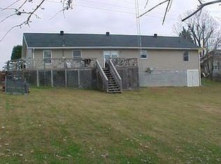 565 Kennedy Rd, Greenville, KY 42345