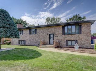 3842 Clough Ave, Highland, IN 46322