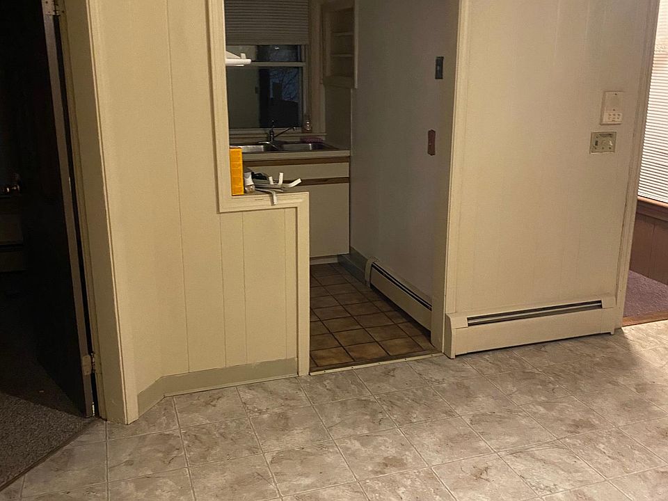 1st image of 50 Adams St APT 3