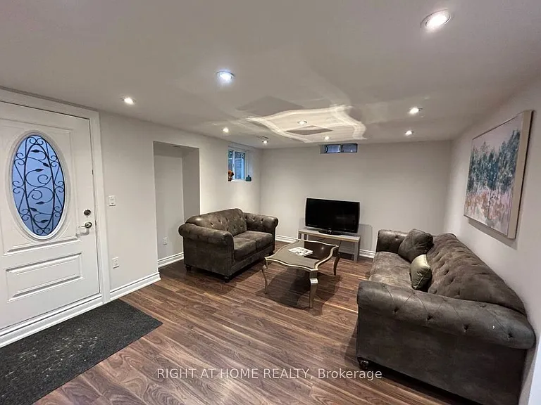 9 Alyssum Ct #LOWER — Photo 4
