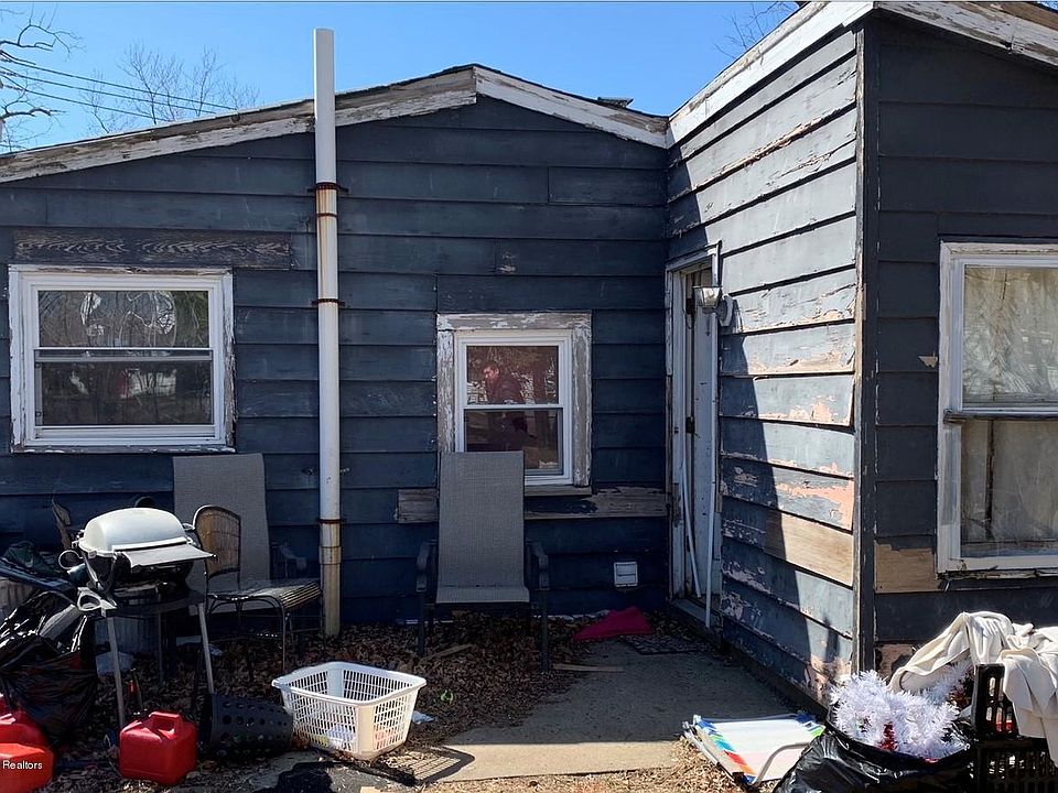 2nd image of 61 Springdale Ave