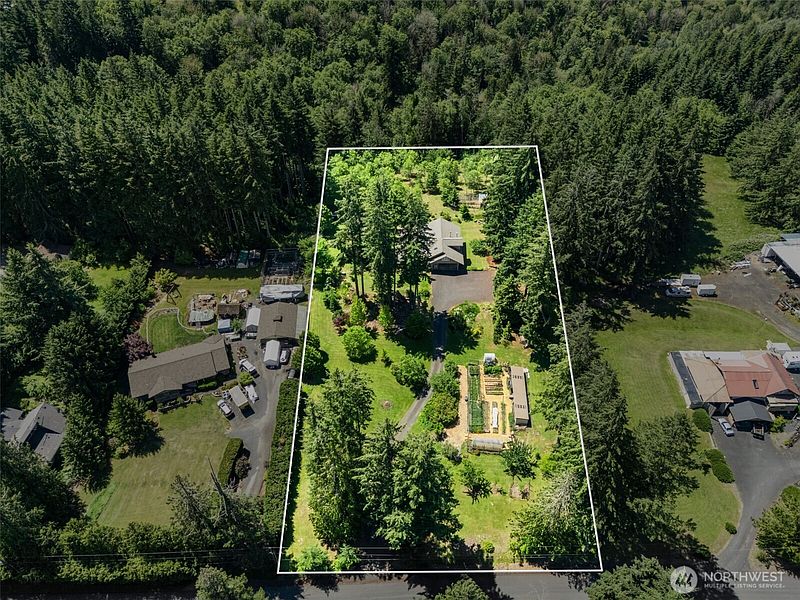 3rd image of 125 Gleason Road