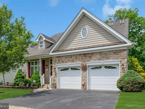 31 Plymouth Way, Barnegat, NJ 08005