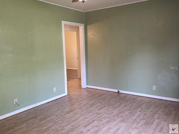 2nd image of 644 Arizona Ave