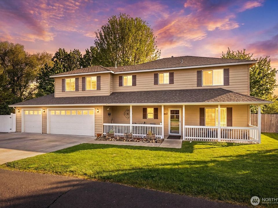 1st image of 28 Paintbrush Court