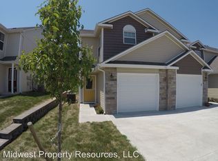 232 Pointe Ln, Raymore, MO 64083