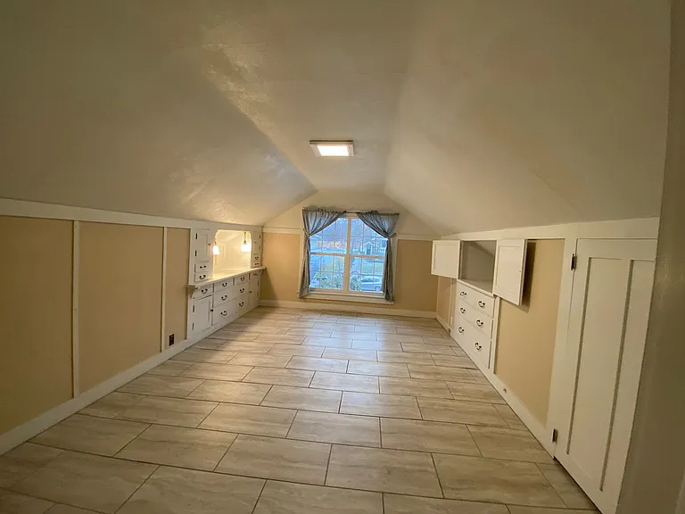 511 W. 14th Ave — Photo 12