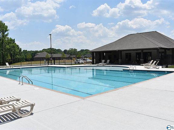 3rd image of 4517 River Park Blvd