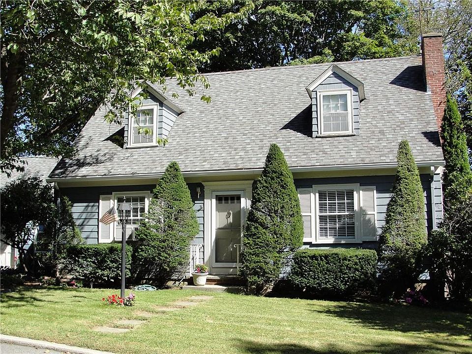 1st image of 21 Peckham Ave