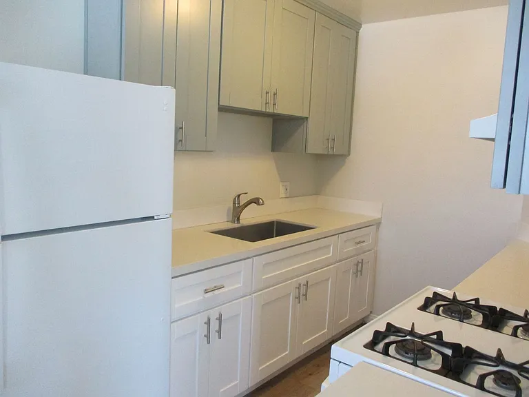 3854 Euclid Ave — Photo 12