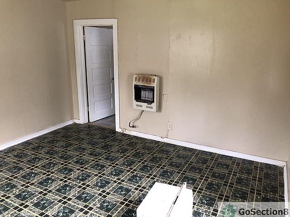 5th image of 1621 Garden St