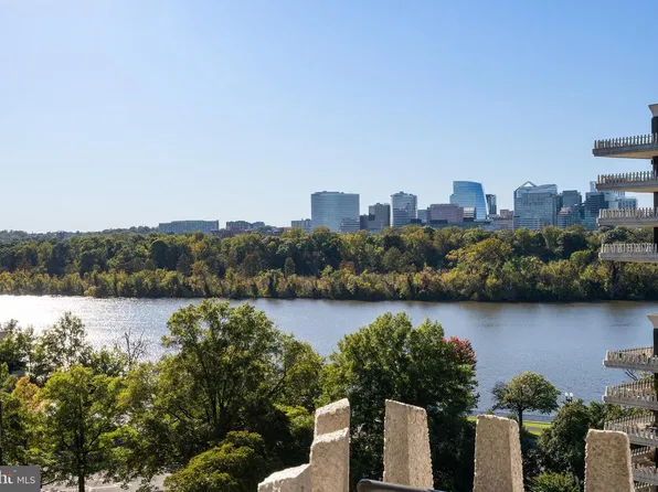 700 New Hampshire Ave NW #1018, Washington, DC 20037