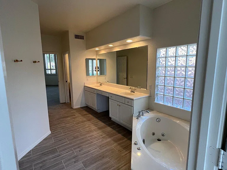 814 W Beechnut Dr — Photo 25