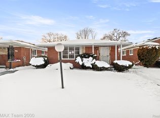20295 Huntington Rd, Detroit, MI 48219