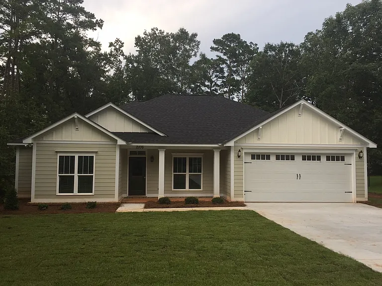2106 Covey Rd — Photo 1