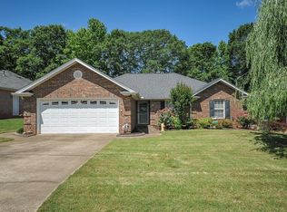 4 Baldwin Pines Ct, Simpsonville, SC 29680