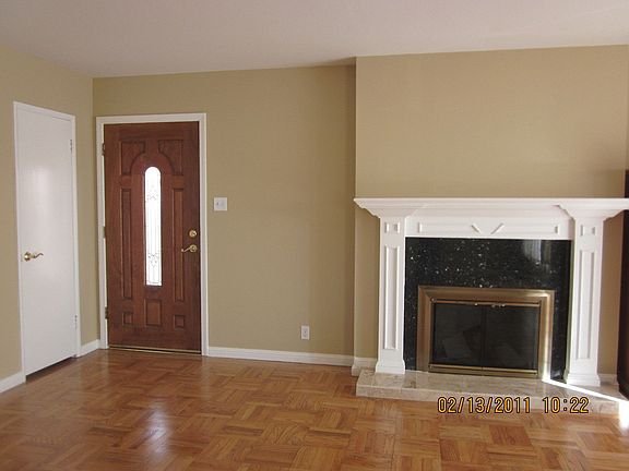 4th image of 162 Avalon Dr