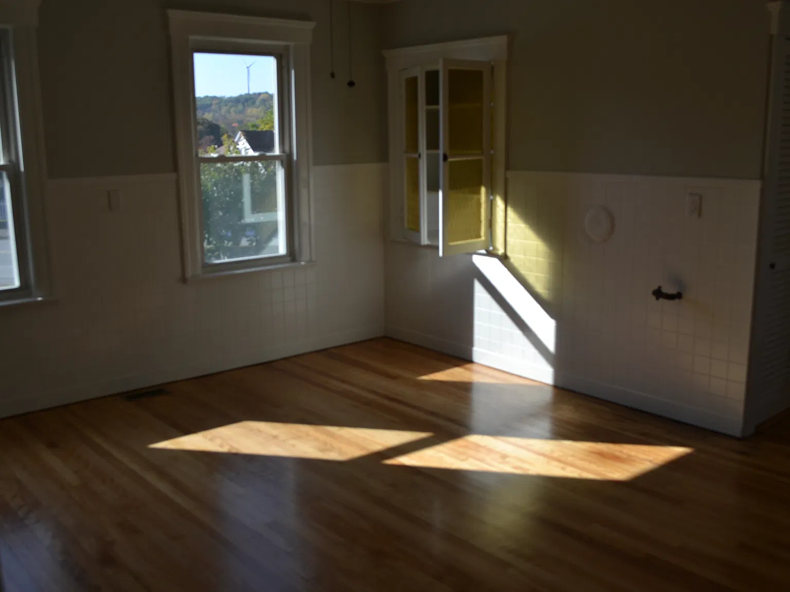 2 bed, 1161 sqft, $1,950 — Photo 4