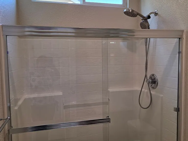 1443 Greenbrier Dr — Photo 15