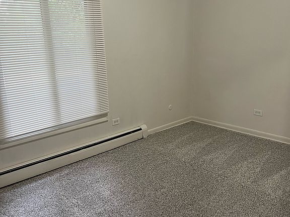 5th image of 1125 Depot Rd APT 2