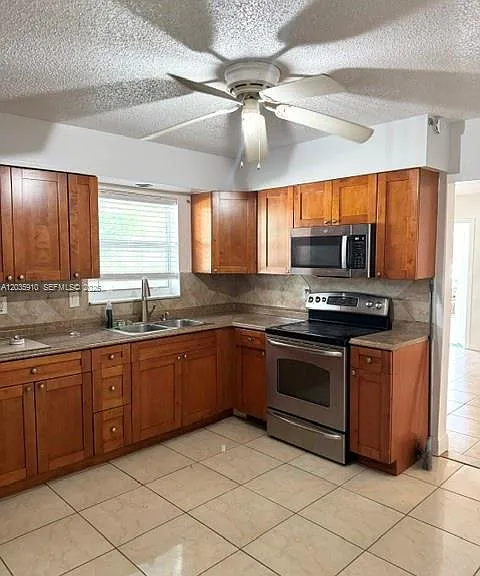 356 SW 2nd Pl #1-3 — Photo 12