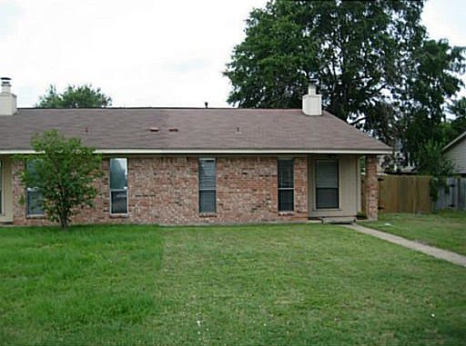 1st image of 1802B Holleman Dr W