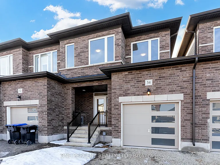 34 Autumn Dr — Photo 2