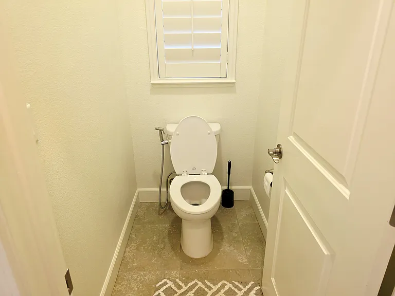 2488 Remy Cantos Dr — Photo 38