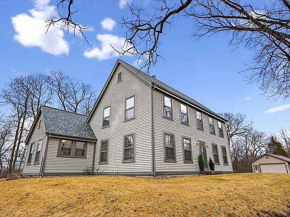 3rd image of 4865 Scherbel Road