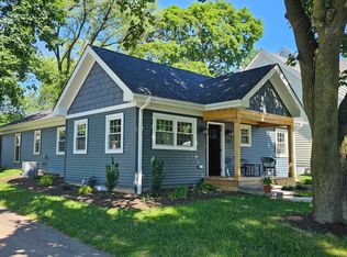 122 Syril Dr, Geneva, IL 60134