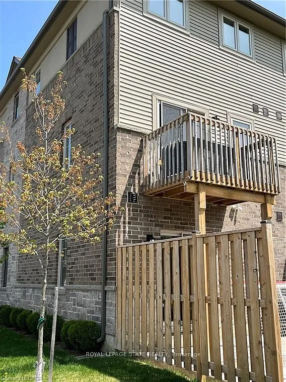 Building Photo - 37 Barley Ln