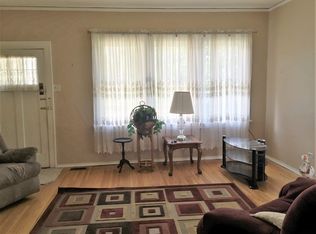 532 Hardin Ave, Aurora, IL 60506