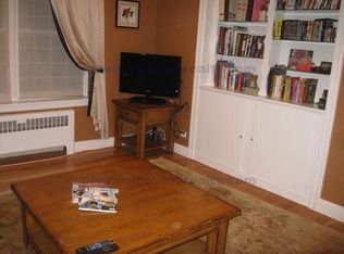 159 Saint Paul St APT 5, Brookline, MA 02446