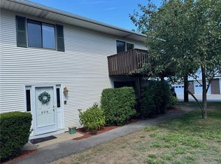 624 Pocasset Ct, Warwick, RI 02886