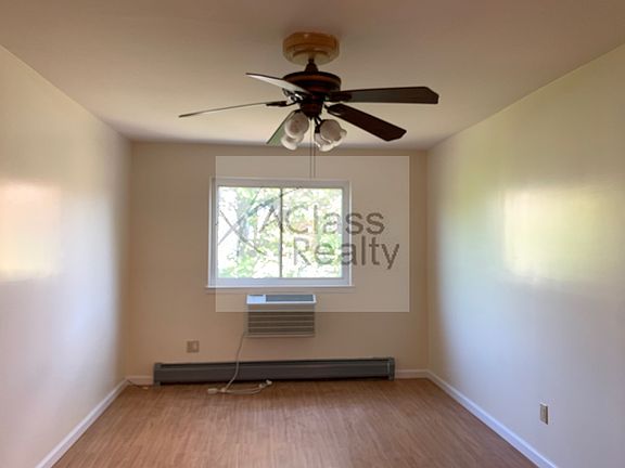 3rd image of 31-29 42nd St #C7
