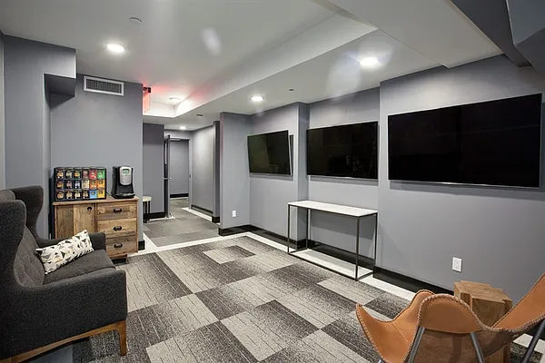 Rented by Corcoran | media 31