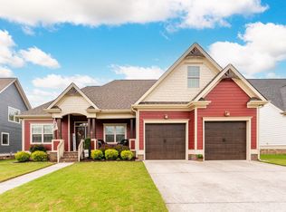 8629 Seven Lakes Dr #10, Ooltewah, TN 37363