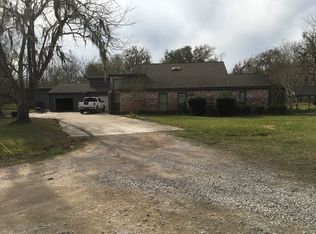 151 Tweedy Ln, Sweeny, TX 77480