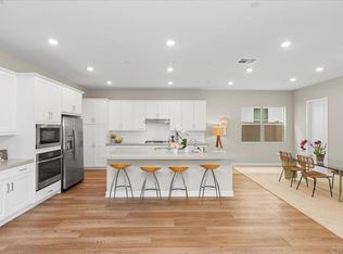 597 Middlebrook Rd, San Marcos, CA 92078