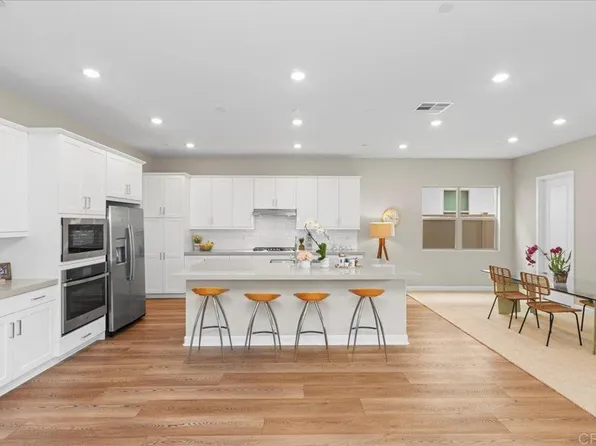 597 Middlebrook Rd, San Marcos, CA 92078