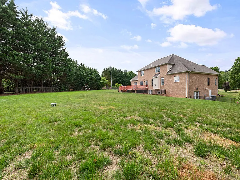 2701 Logan Estates Run — Photo 47
