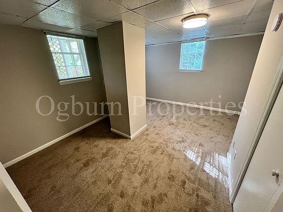 4th image of 130 Piedmont Ave #C
