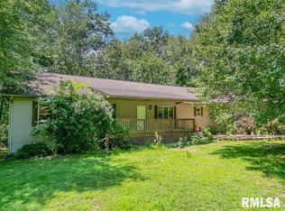 19186 Braggs Ln, West Frankfort, IL 62896